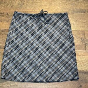 J. Crew Wool A-Line Plaid Skirt‎ with Tie Waist. Size 6